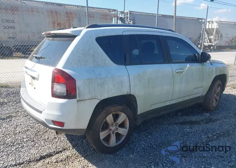 2015 Jeep Compass High Altitude Edition/Latitude из США, поврежденный, VIN 1C4NJDEB7FD376799